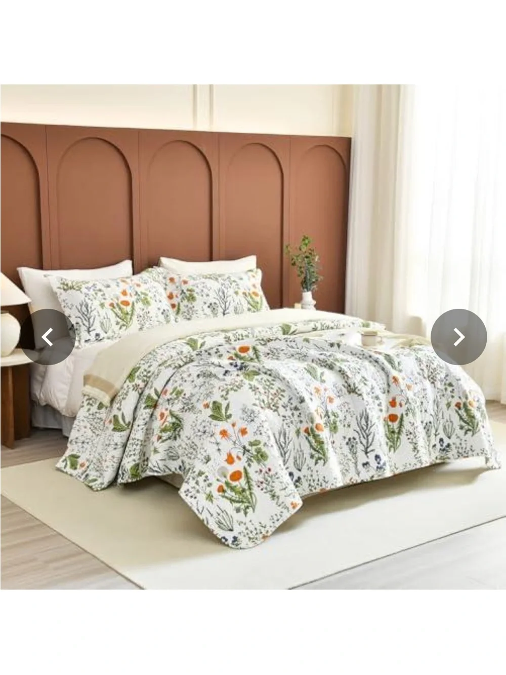 Floral Meadow Cotton Quilt Set in White and Green